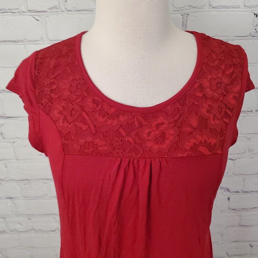 𝅺Furnex Cap Sleeve Top Lace Red M NWT - Picture 3 of 10